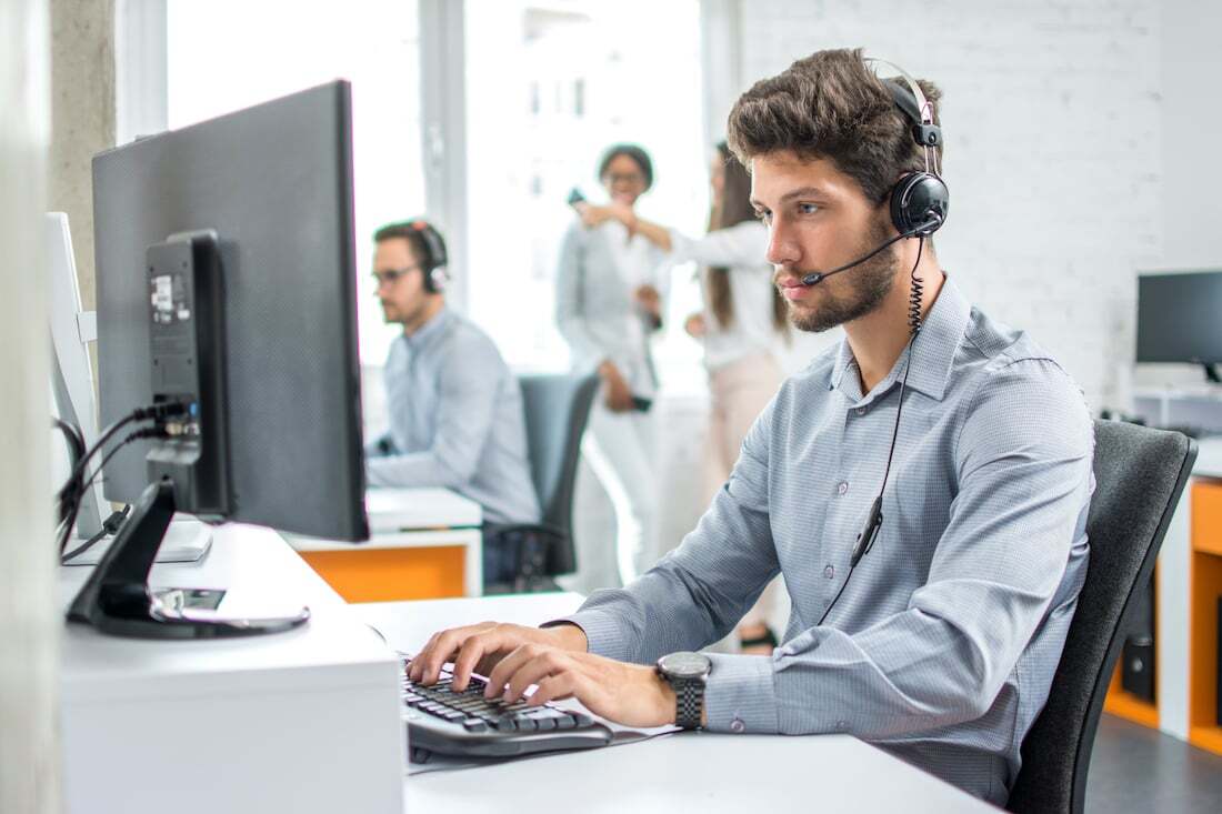 Consultancy, installation, training and technical support: Elettrolaser services accompany the growth of your business