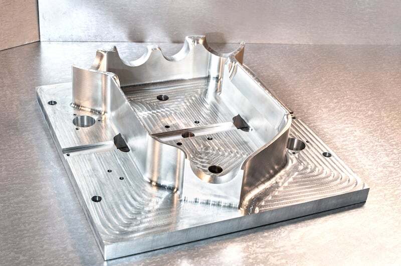 The laser for industry: the repair of plastic injection molds becomes simple, cheap and fast